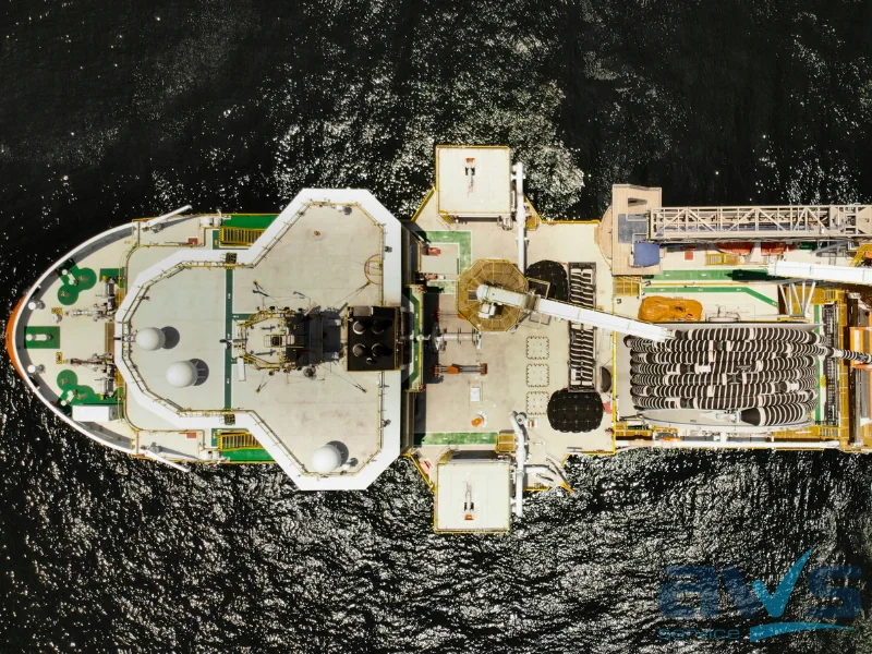 Vista aérea de embarcação, acervo AWS Service